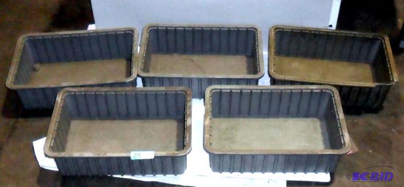 Parts bins. Set of five stacking (n...