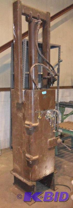 Can crusher. Hydraulic can crusher ...