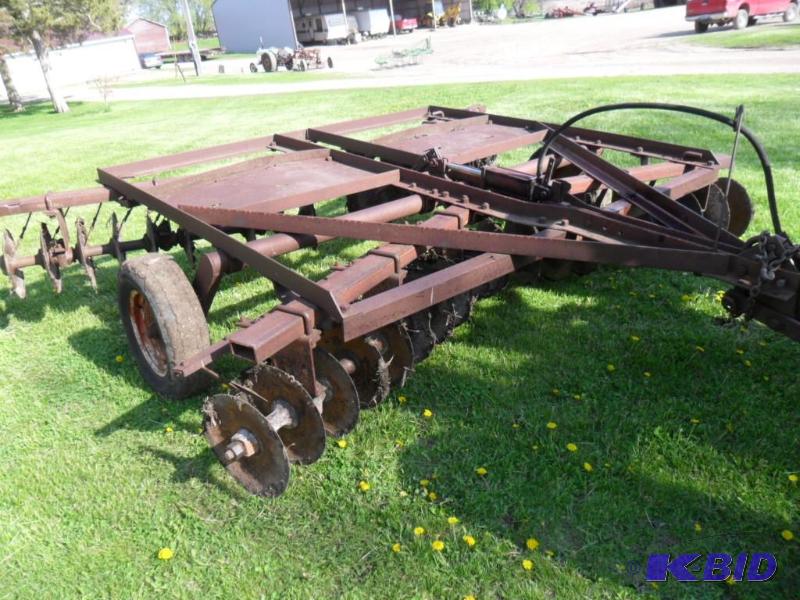 IHC&nbspmodel 37 12 disc,with hyd...