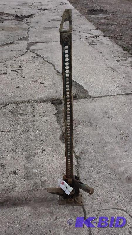 lot 28 image: High lift truck off road jack. &nbs...