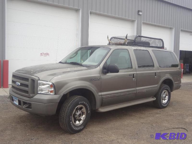 2005 Ford Excursion, Triton V10 Gas...