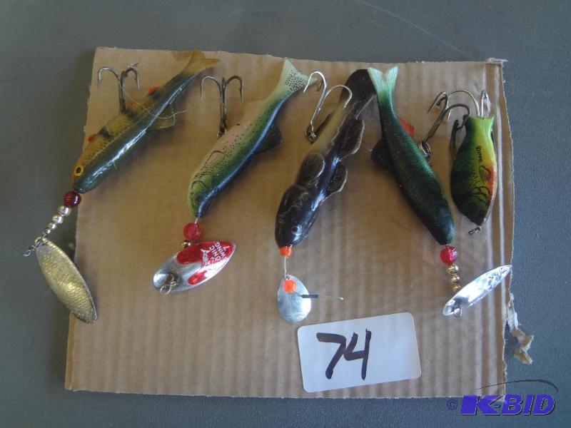(5) Rubber bait Lures...