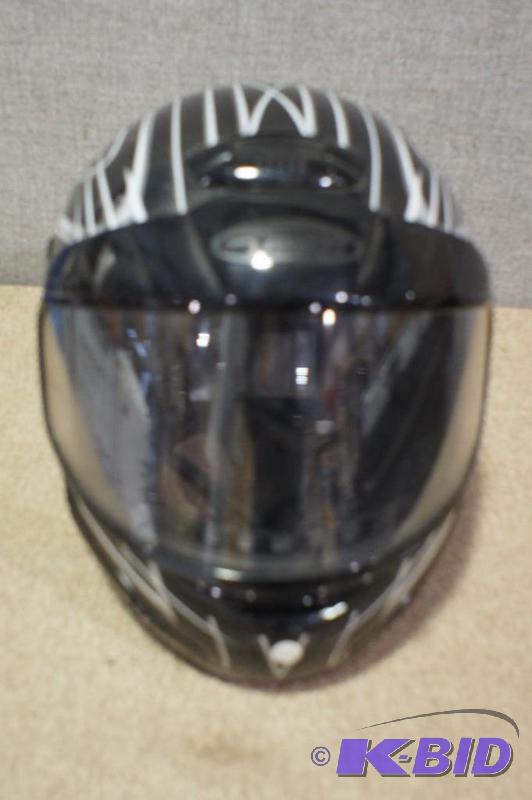lot 21 image: GMax Helmet. Size 3X  Dot Certifie...