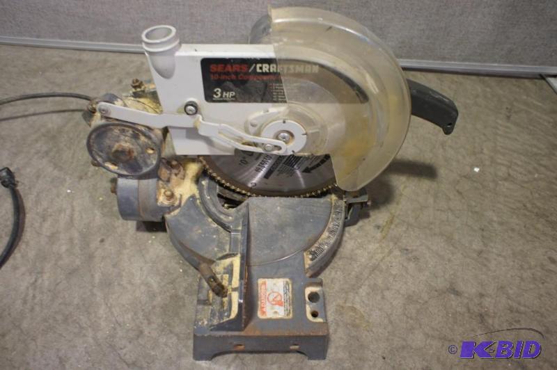 lot 4 image: Sears Craftsman 10" Compound M...