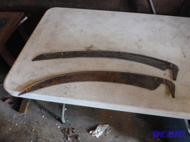 lot 105 image: Two 26" Scythe Blades...