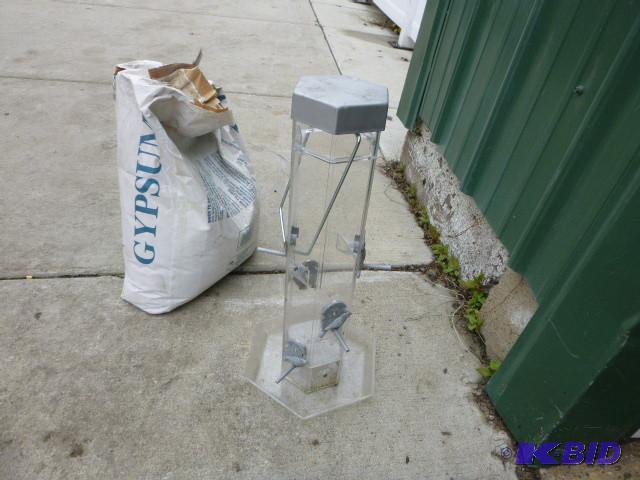 lot 139 image: Bird Feeder and Part of a Bag of Gy...