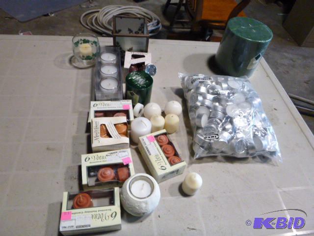 lot 201 image: Lot of Candles...