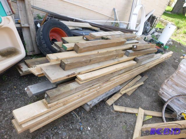 lot 22 image: Large Lot of Miscellaneous Wood...