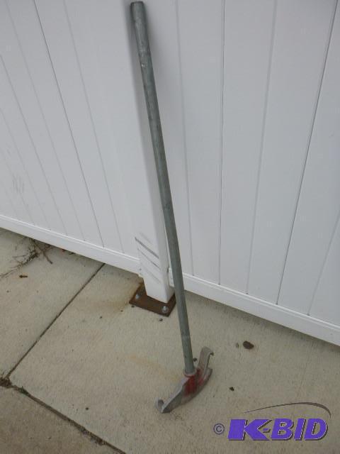 lot 250 image: 12" EMT Bender...