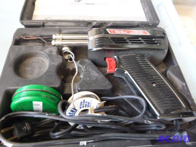 lot 28 image: Weller 8200N Heavy Duty Soldering G...