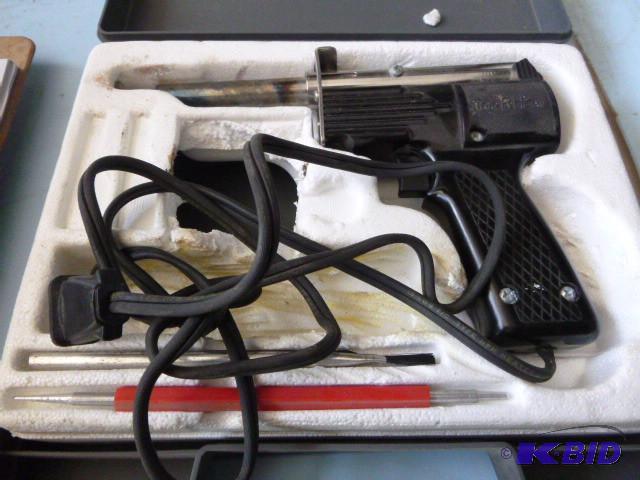 lot 29 image: Trigger Heat Soldering Gun With cas...