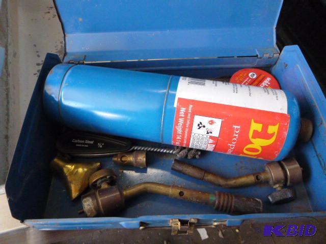 lot 37 image: Torch Kit with Case...