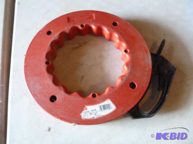 lot 67 image: Steel Fish Tape FTS-200B GB Stream ...