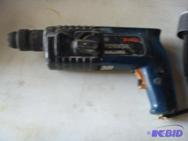 lot 79 image: Bosch 11210VSR Hammer Drill with Ca...