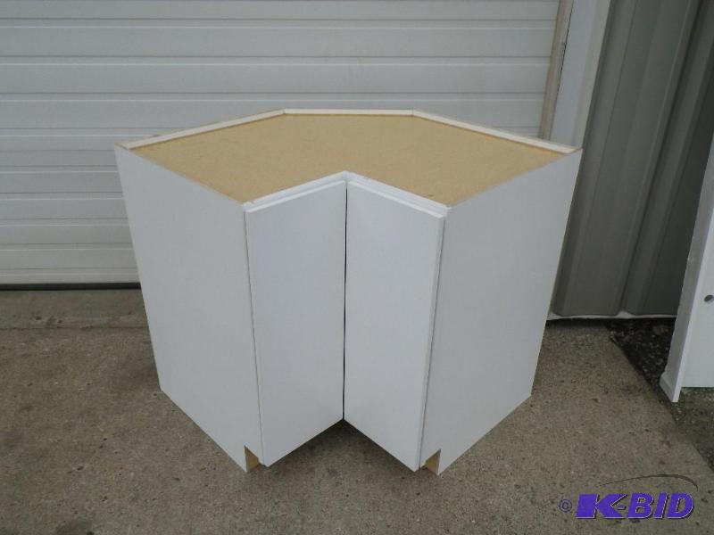 lot 37 image: Cabinet, 36w x 36d x 34 12 T...
