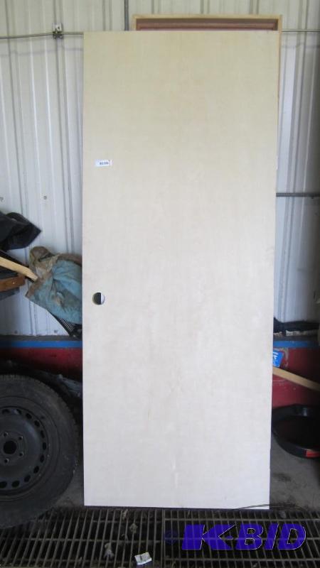 lot 47 image: New door 30 x 80 14...