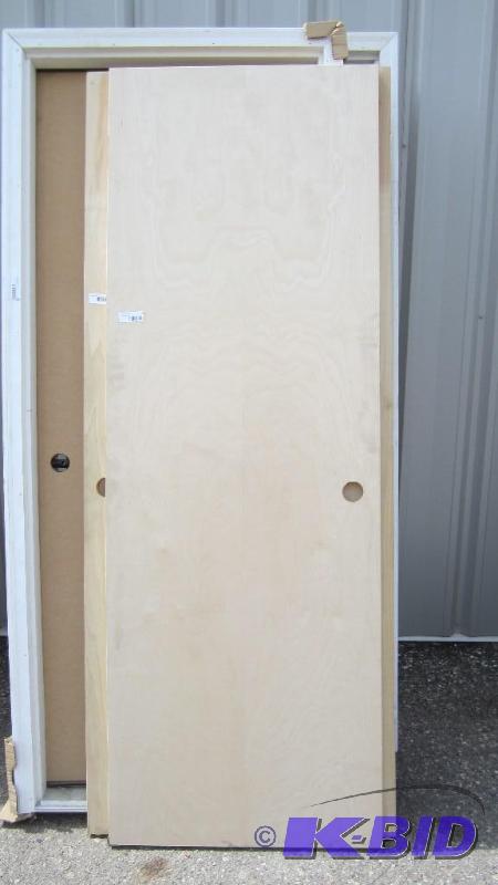 lot 50 image: New door 27 34 x 80...