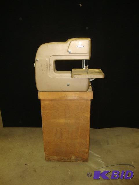 lot 11 image: Craftsman Bandsaw...