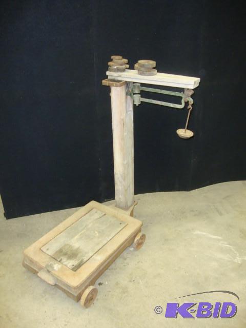 lot 14 image: Farm Scale with Weights...