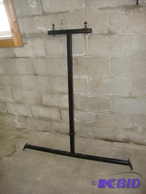 lot 143 image: Truckbed Canoe Rack...