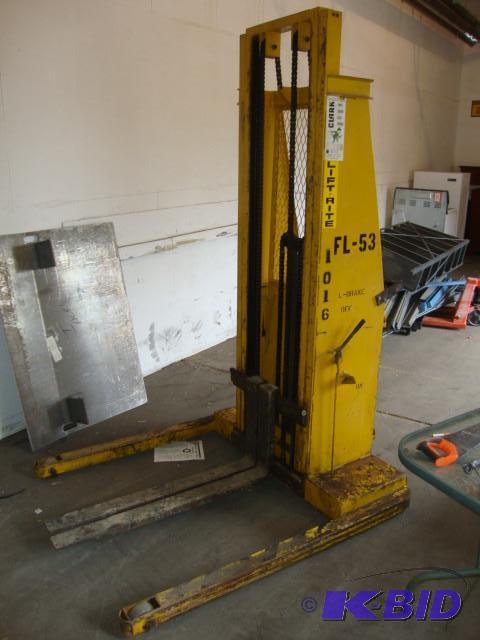 lot 2 image: Lift Rite Electric Forklift...