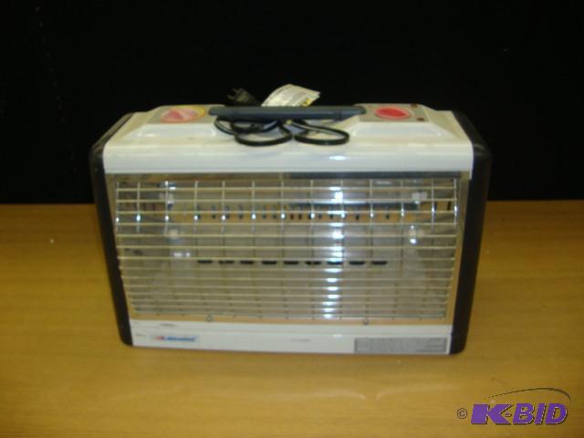 lot 62 image: Quartz Heater...