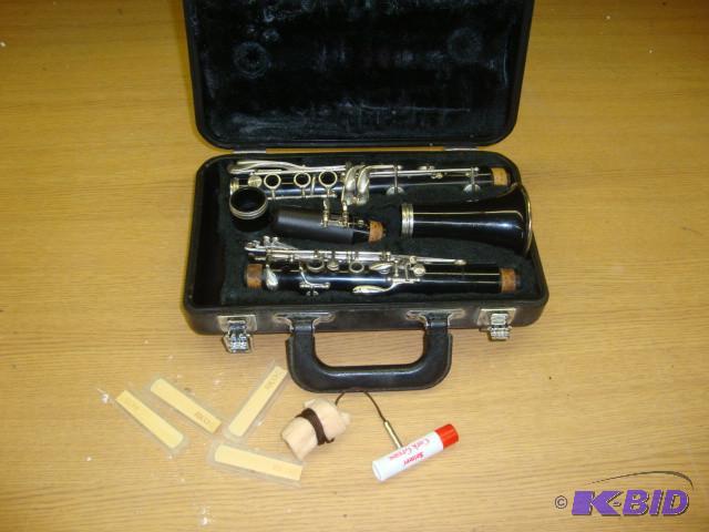 lot 79 image: Yamaha Clarinet...