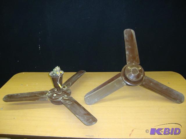 lot 92 image: Ceiling Fans, Lot of 2...