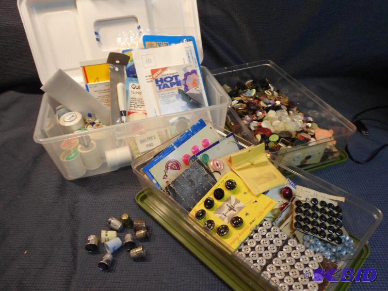 lot 104 image: Buttons, Notions