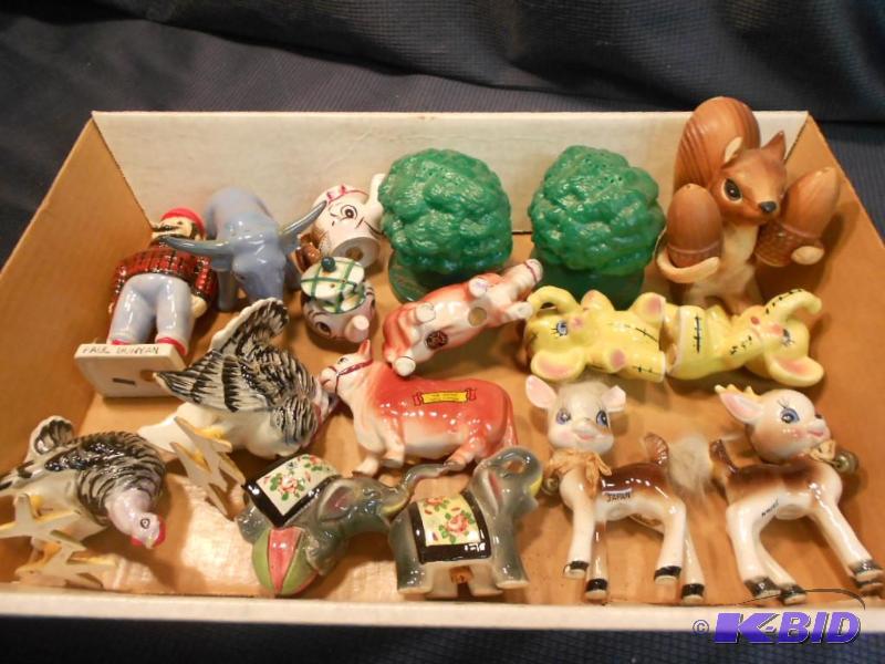 lot 12 image: Salt and Pepper Shakers