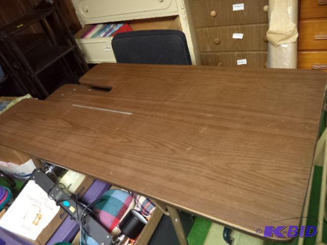 lot 148 image: Sewing Table with Chair