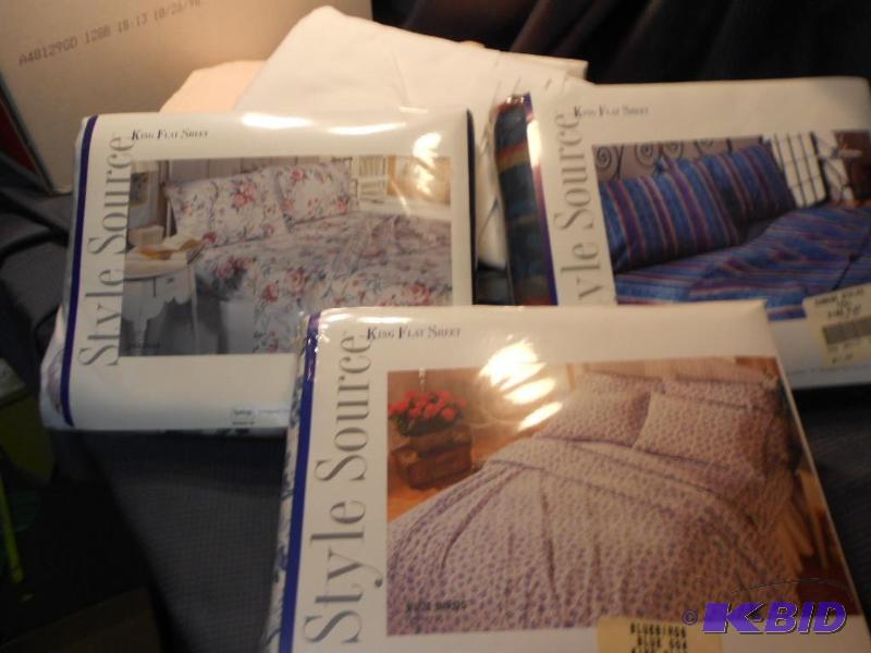 lot 201 image: King Size Flat Sheets