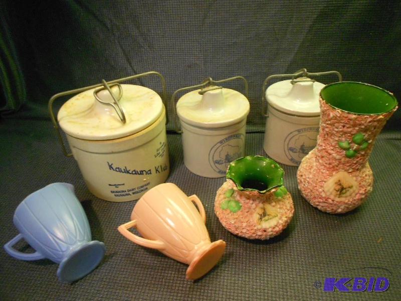 lot 235 image: Crocks, Moderntone