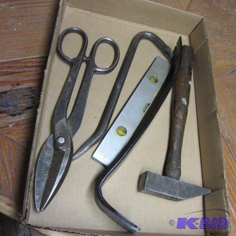 lot 288 image: Tools