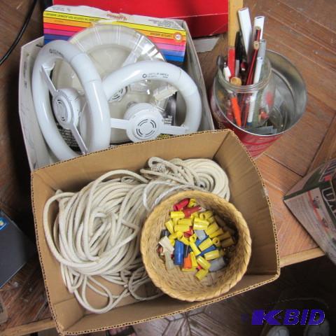 lot 294 image: Handyman Supplies