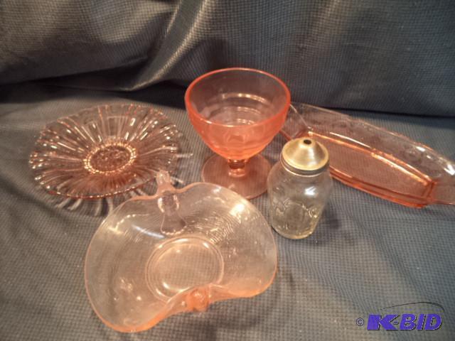 lot 36 image: Pink Depression Glass