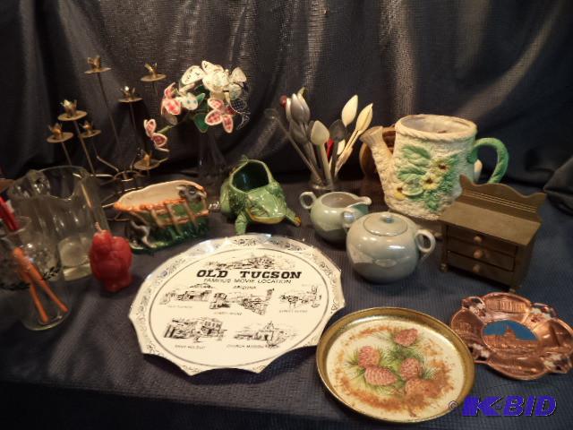 lot 43 image: Planters, Stir sticks