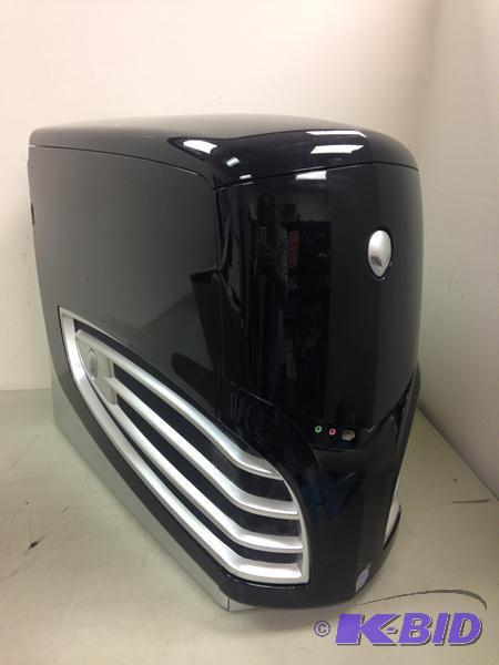 lot 4 image: Black Alienware Desktop Shell - Thi...