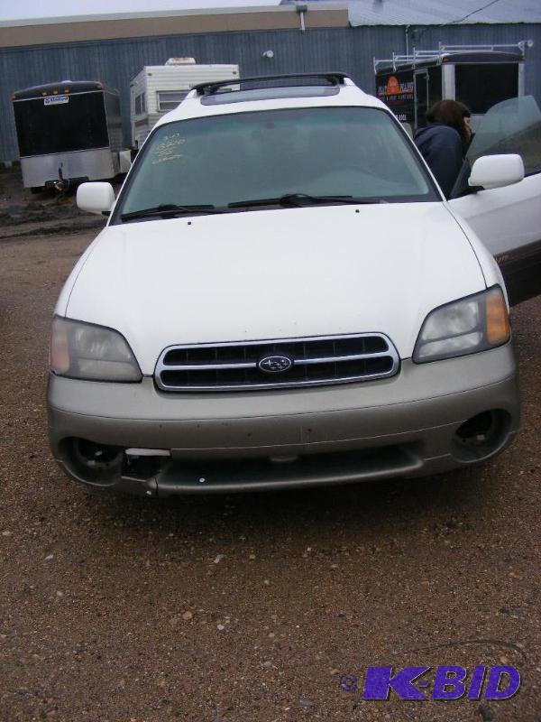 lot 5 image: 2000 Subaru Outback
