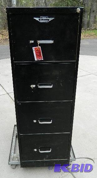 lot 117 image: 4 drawer file cabinet. &nbspP...