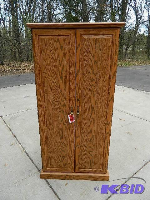 lot 119 image: Computer desk, organizational cabin...