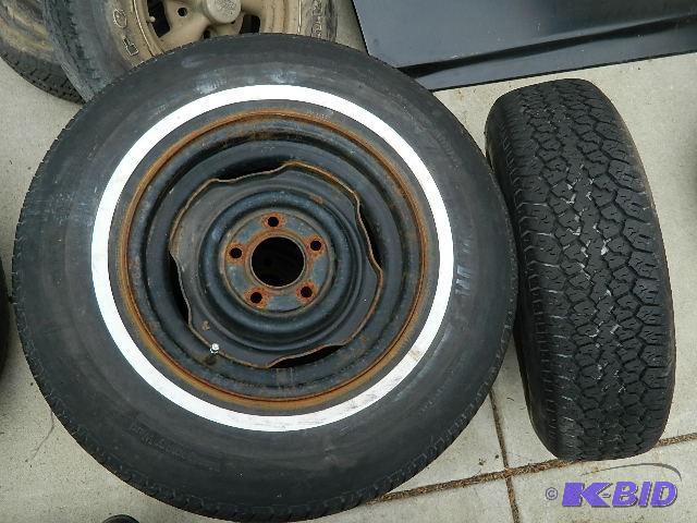 lot 172 image: Montgomery Wards Road Tamer Tires f...