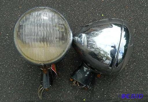 lot 210 image: Pair of Tilt Ray Head Lamps for 193...