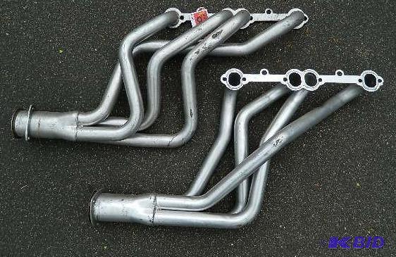 lot 212 image: Pair of headers for (1966-1972) Che...