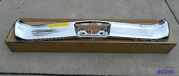 lot 250 image: 1966 Chevelle rear bumper by Dynaco...