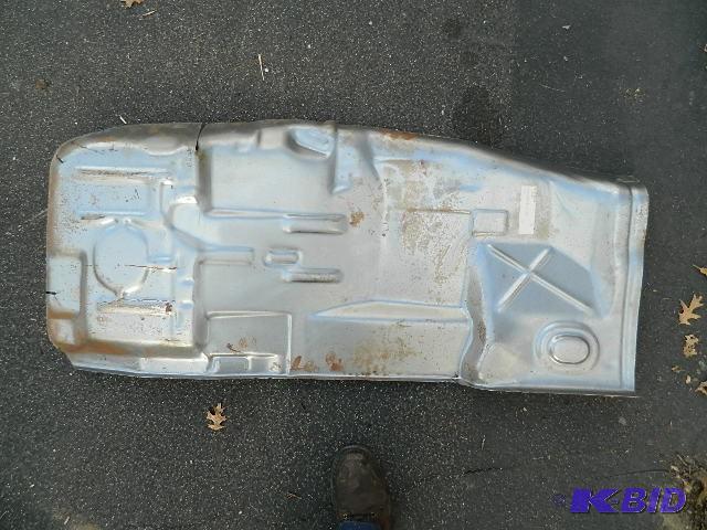 lot 31 image: Floor pan (LH) for 1974 - 1981 Full...