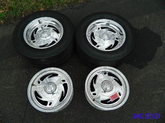lot 50 image: (4) Center Line 15 in. aluminum rim...