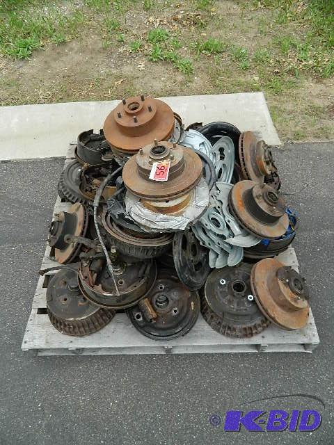lot 56 image: Pallet of Used rotors, drums, discs...