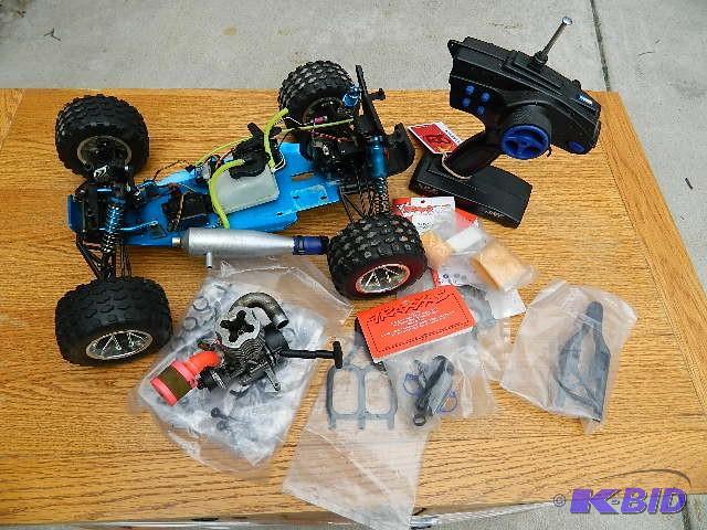 lot 81 image: Gas powered remote controlled car w...