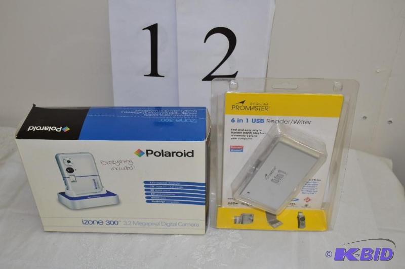 lot 12 image: Polaroid & USB Readerwriter